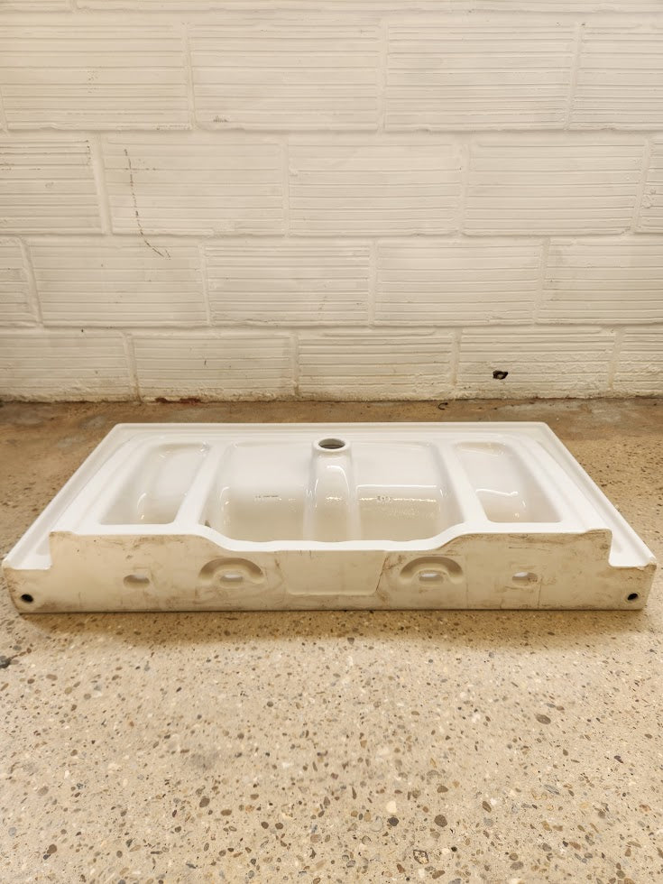 Grand lavabo rectangulaire céramique blanche – Très bon état