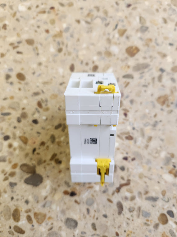 Disjoncteur différentiel Schneider Electric DT40 Vigi C10 – 30 mA
