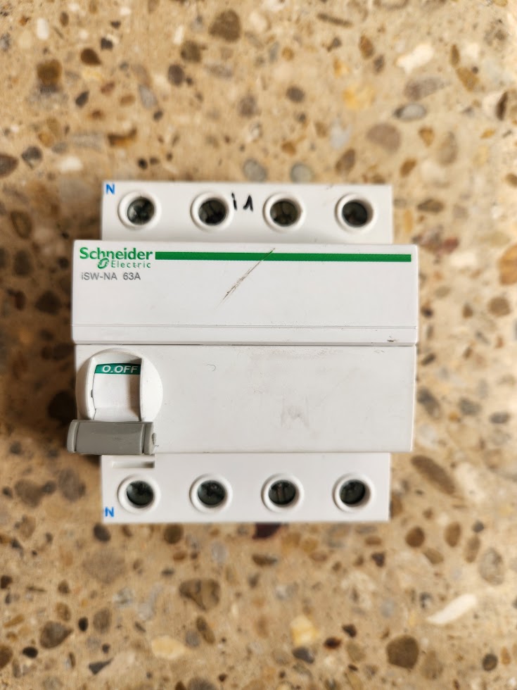 Interrupteur-sectionneur Schneider Electric – 63A