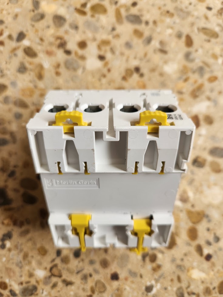 Interrupteur différentiel Schneider Electric iID – 25A / 30 mA
