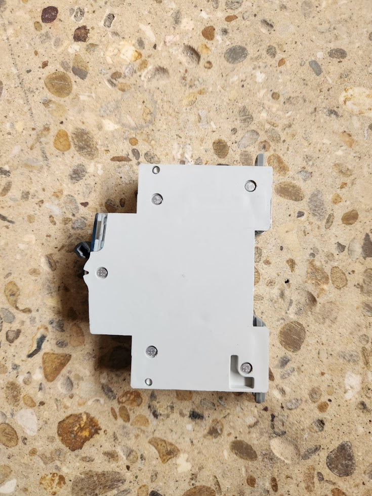 Disjoncteur Legrand DNX³ C10 – 4500 – 6 kA