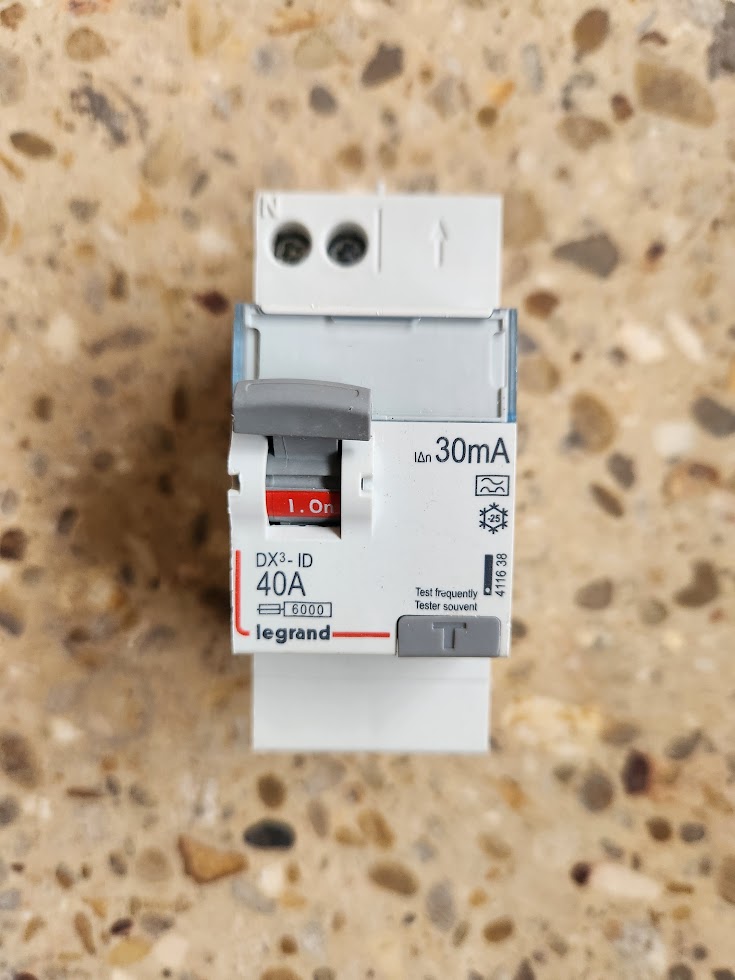 Interrupteur différentiel Legrand DX³-ID – 40A / 30 mA