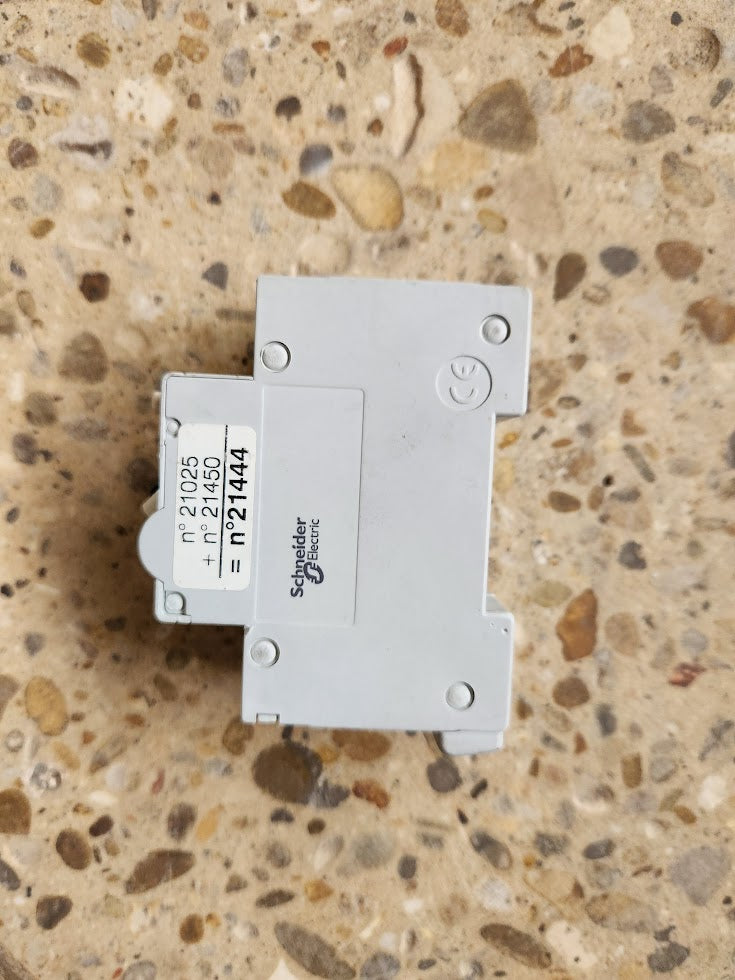 Disjoncteur différentiel Merlin Gerin DT40 Vigi C16 - 30mA