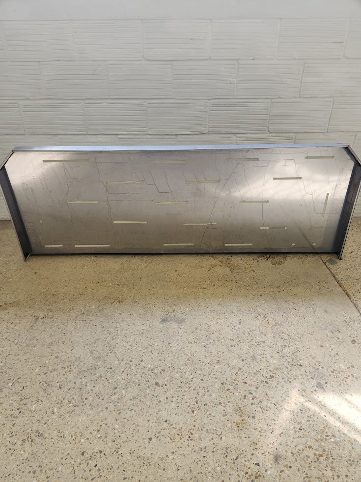 Plan de travail en INOX – 200 × 67cm – Très bon état