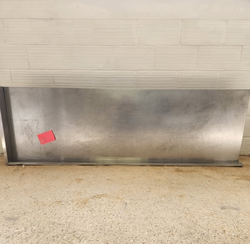 Plan de travail en INOX – 225 cm × 67cm – Très bon état