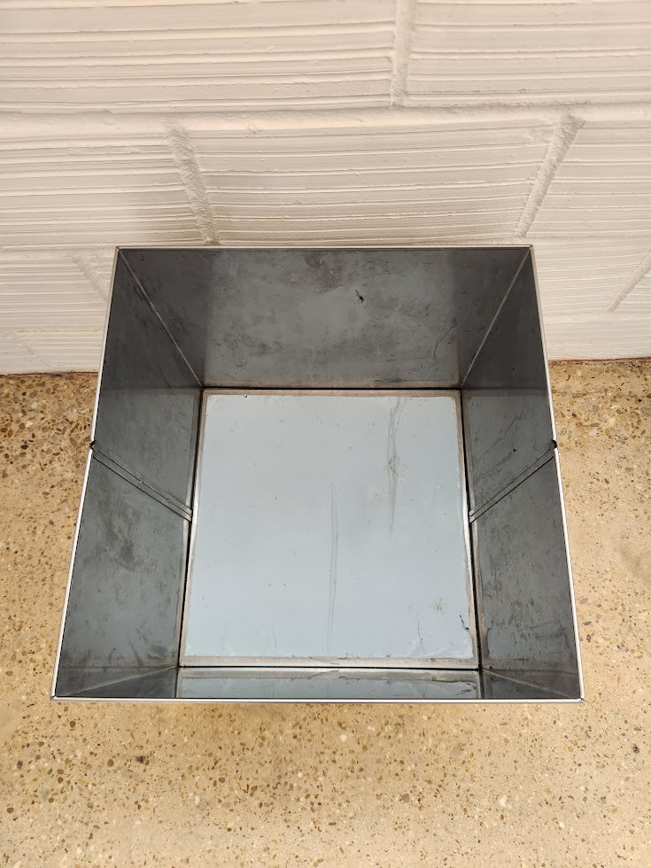 Bac / conteneur inox sur roulettes – usage professionnel