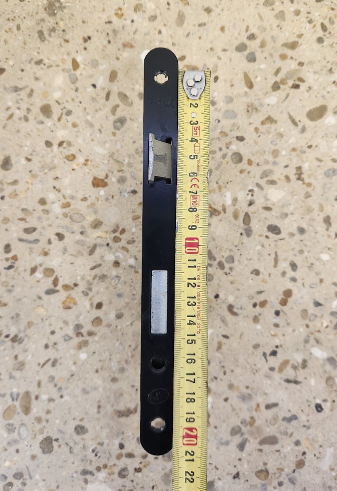 Serrure encastrable / boîtier de serrure – Très bon état