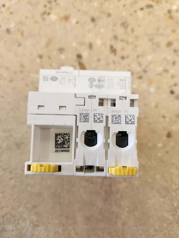 Disjoncteur Schneider Electric iC60N C10A + Vigi iC60 – 2P – 400V – 6000A – 300mA