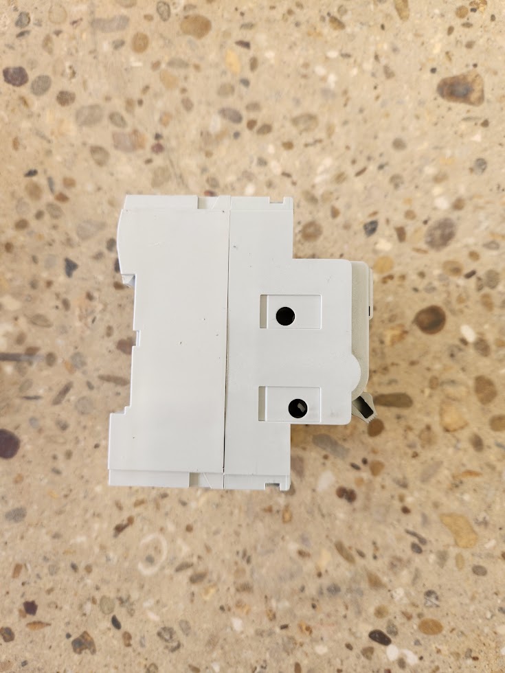 Interrupteur-sectionneur MERLIN GERIN Multi 9 INA 40A – 4P