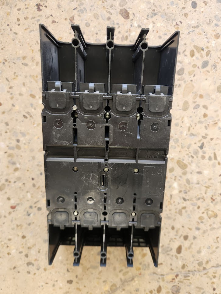 Disjoncteur Schneider Electric NSX160F – 160A