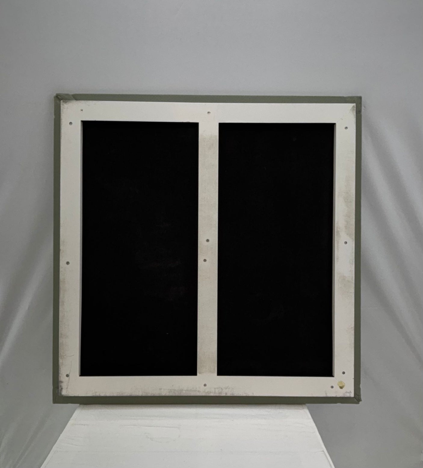 Panneaux acoustiques muraux 1m x 1m – Design moderne – Très bon état