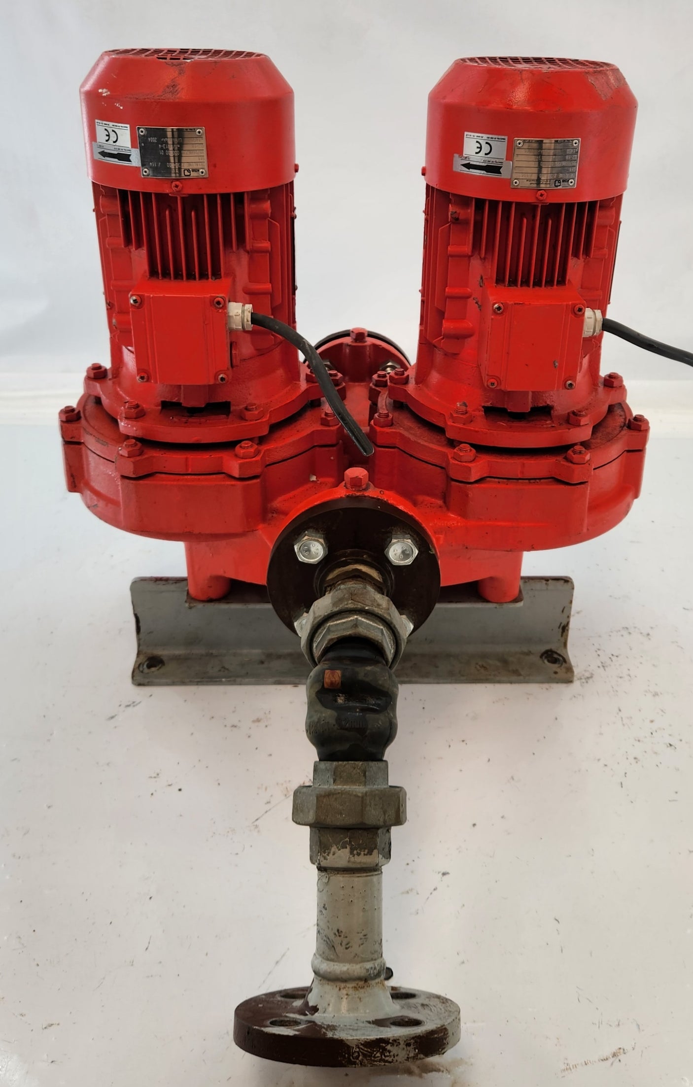 Pompe double en ligne KSB Trialine Z 32-200 – Circulateur industriel – Bon état