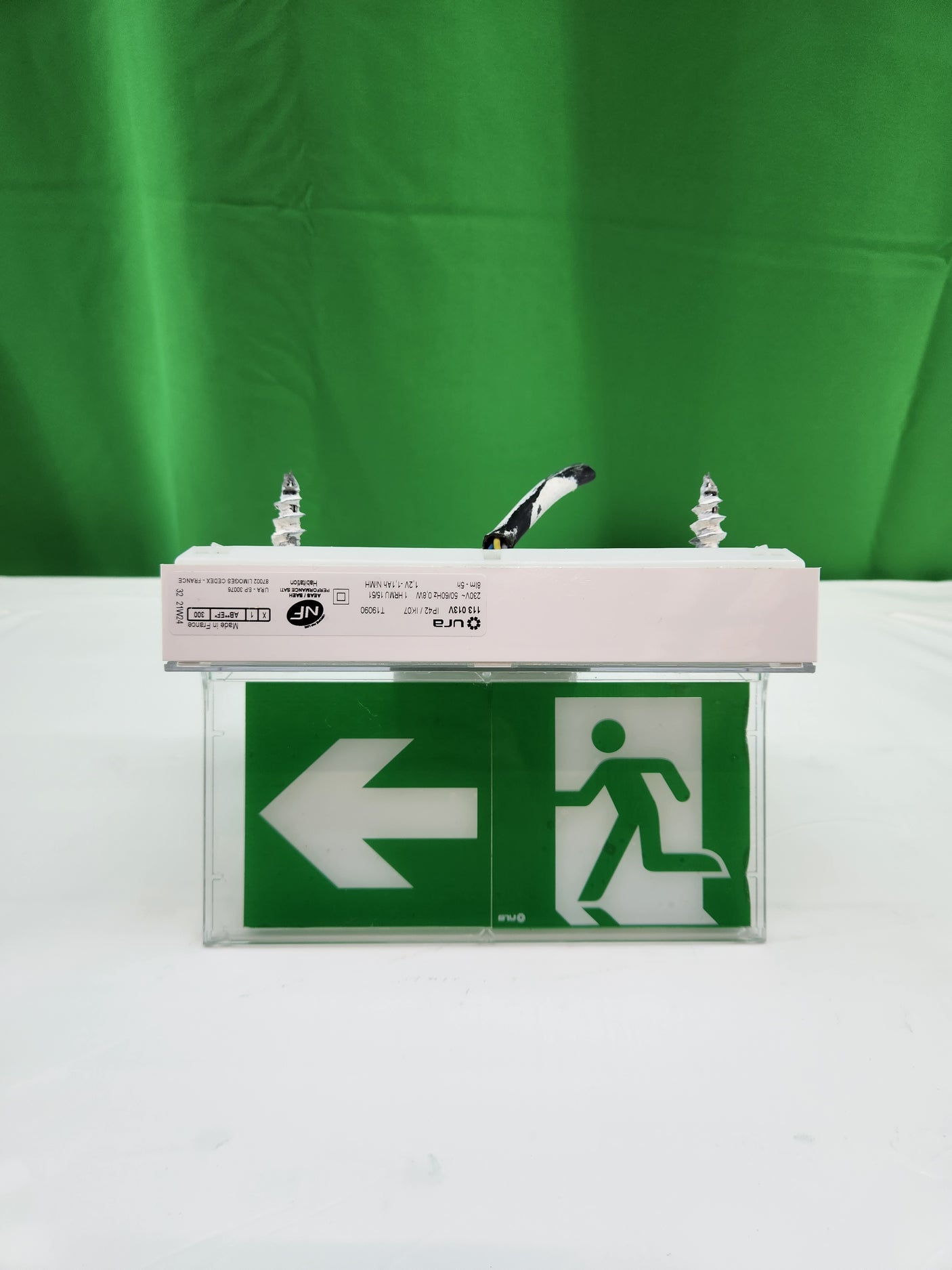 Bloc éclairage de sécurité sortie de secours URA – IP42/ IK07