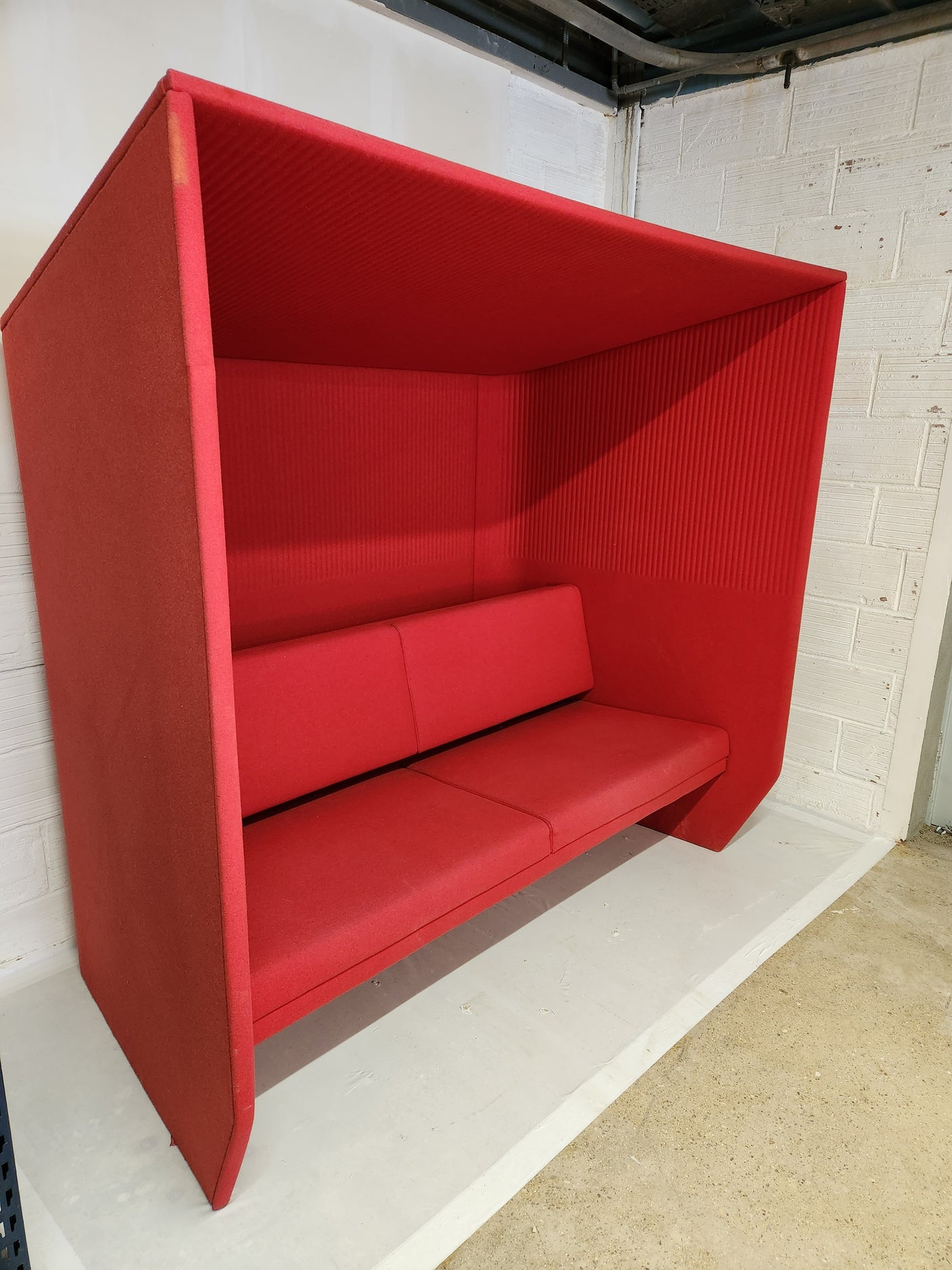 Banquette acoustique design / alcôve 2 places – type espace coworking