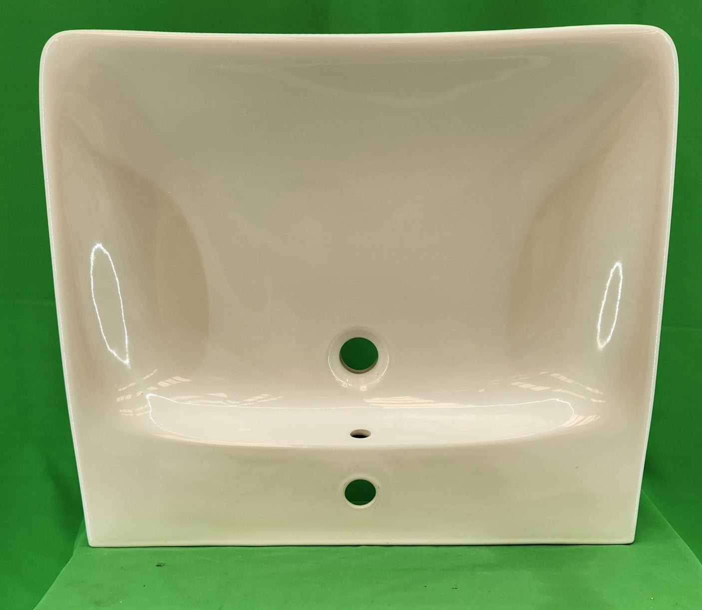Lavabo suspendu moderne de la marque Allia - Très bon état