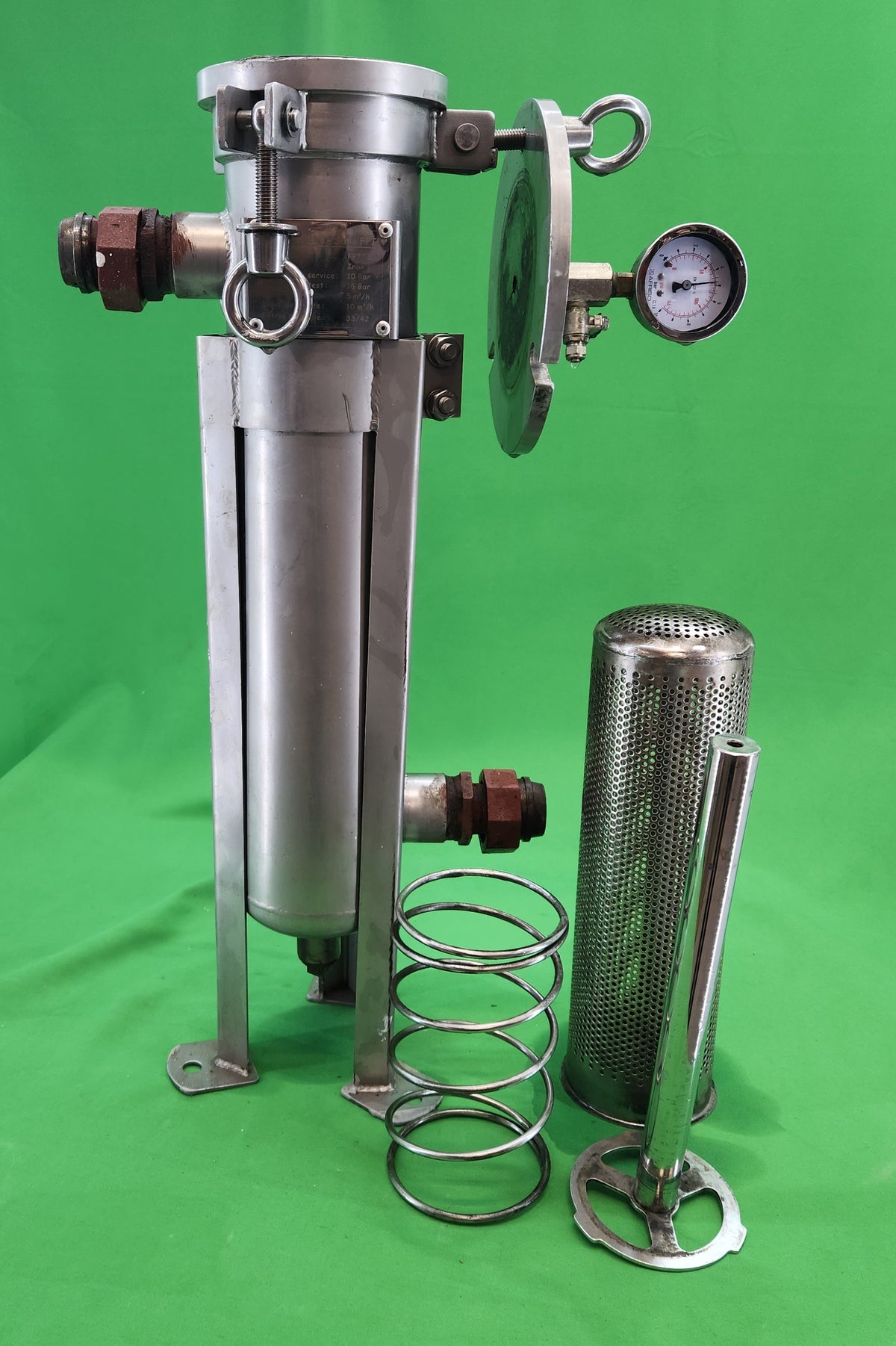 Filtre à poche inox 5 m³/h, 10 bar – série FP1 – avec panier, manomètre et support trépied – Bon état