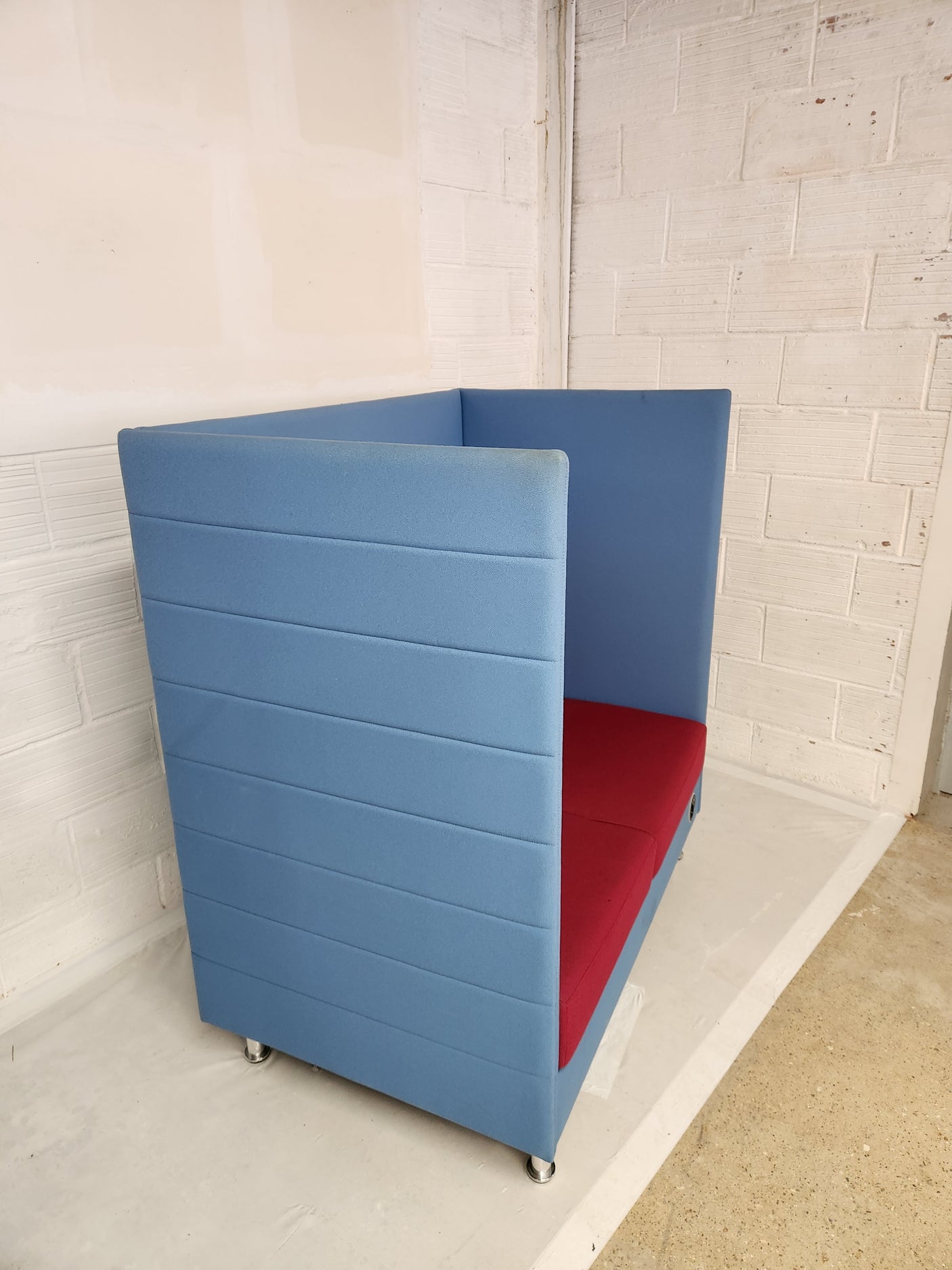 Fauteuil acoustique / lounge haut dossier – Idéal espace pro ou coworking - Très bon état