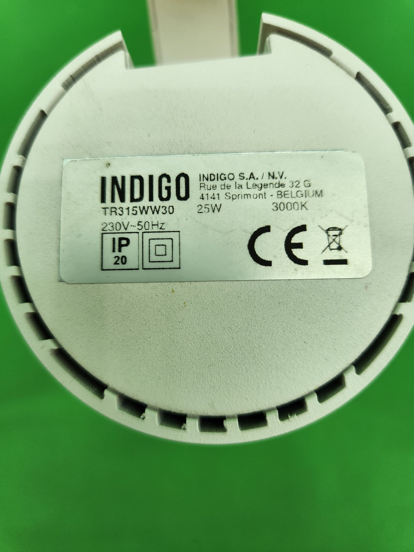 Spot LED sur rail orientable INDIGO 25W – blanc – rails disponibles