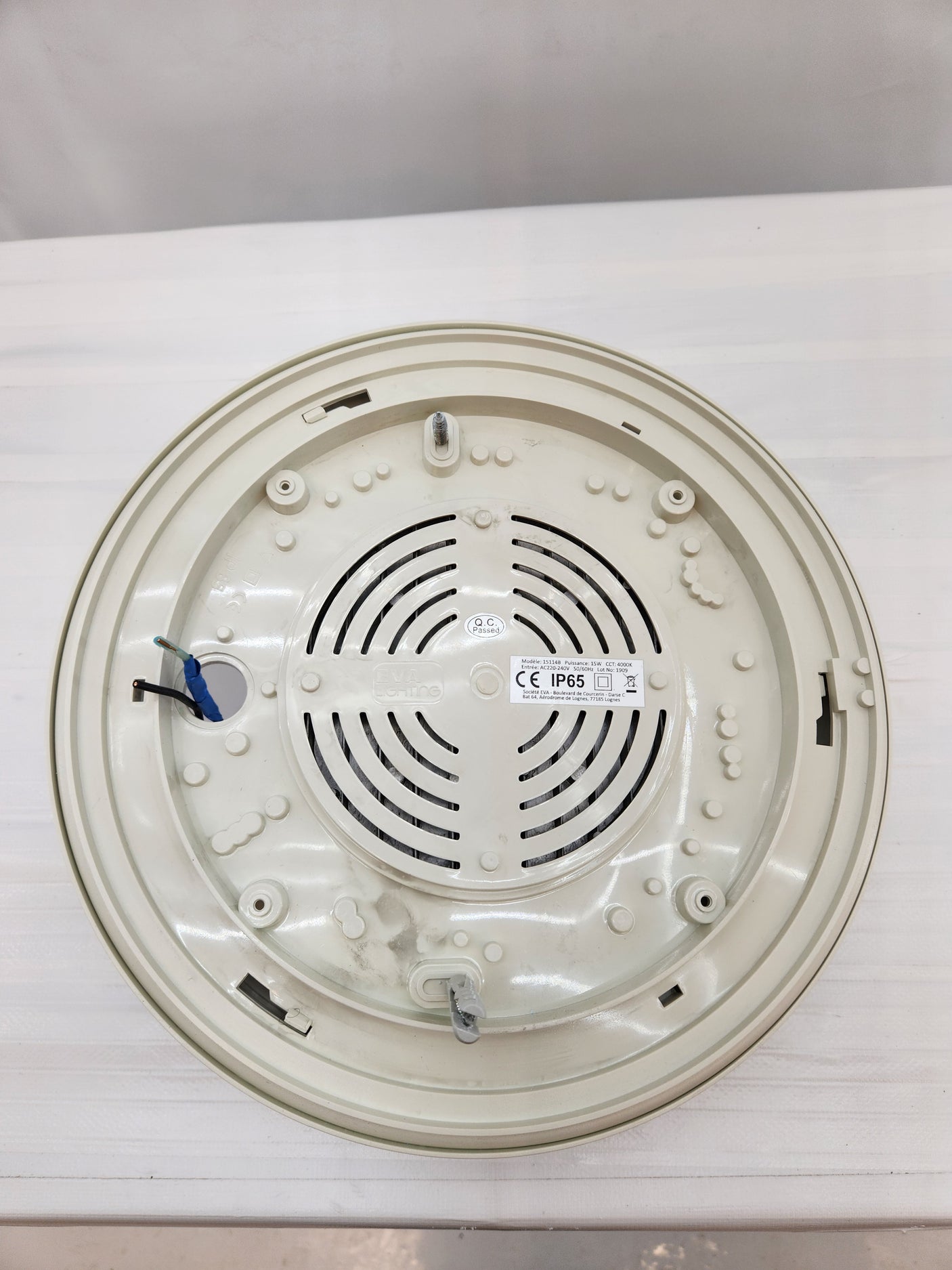 Plafonnier / Hublot étanche IP65 – luminaire plafond