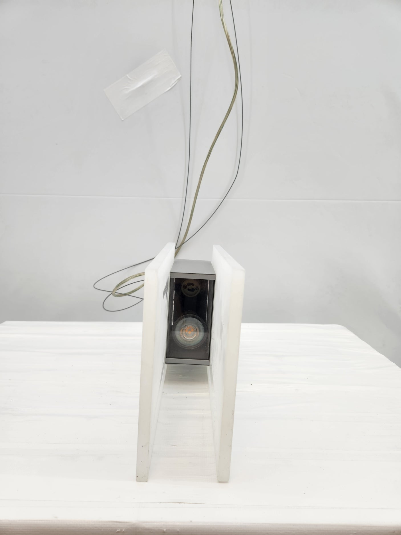 Suspension design verre dépoli – luminaire intérieur