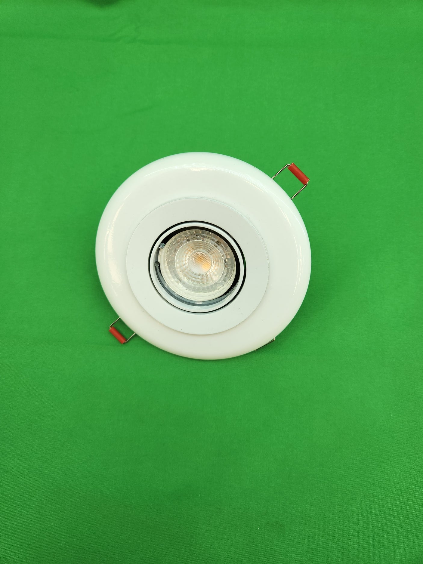 Spot LED encastrable 7W – blanc neutre 4000K (Ø70 mm)