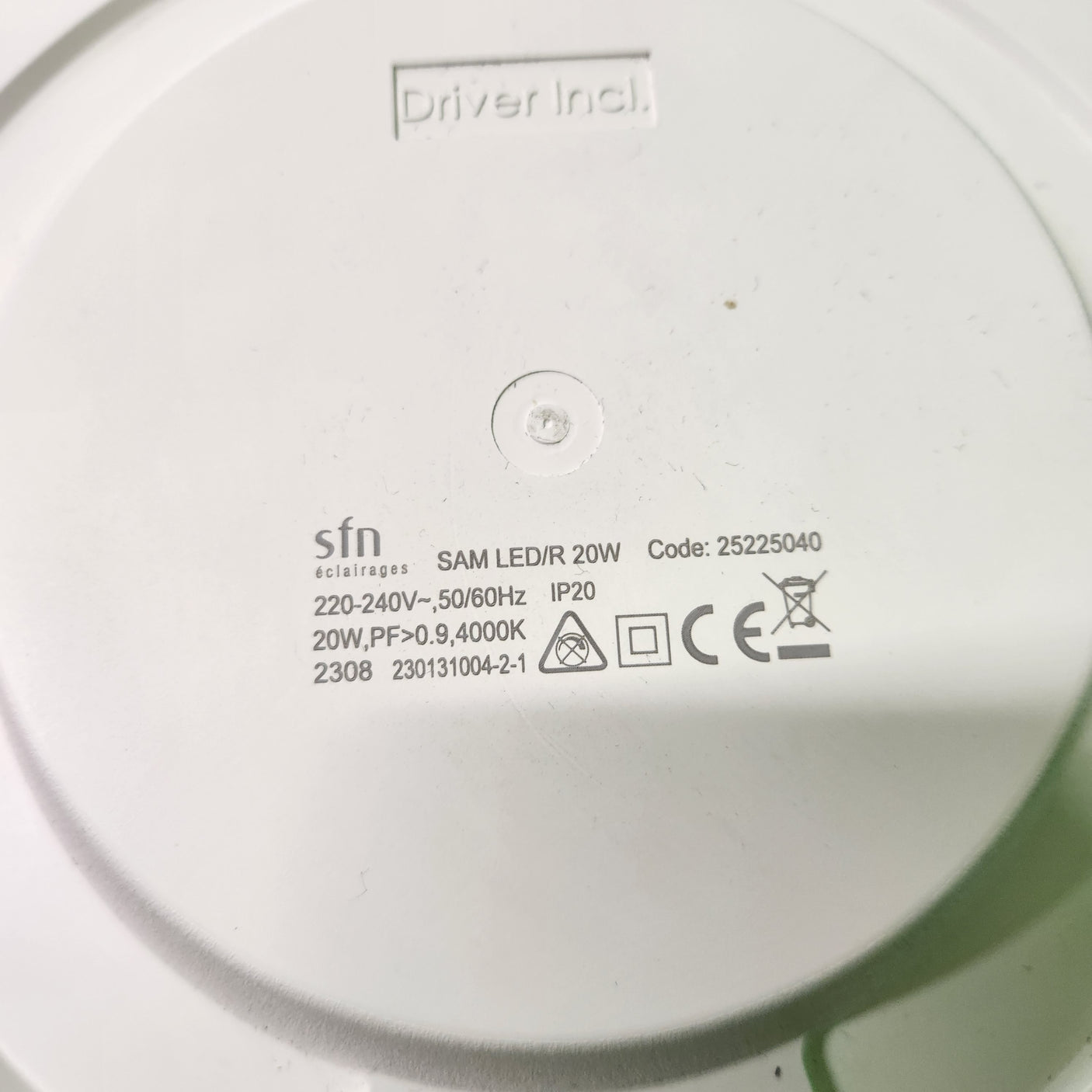 Spot encastrable LED rond 20W SFN Éclairages - boîtier de raccordement inclus - Très bon état
