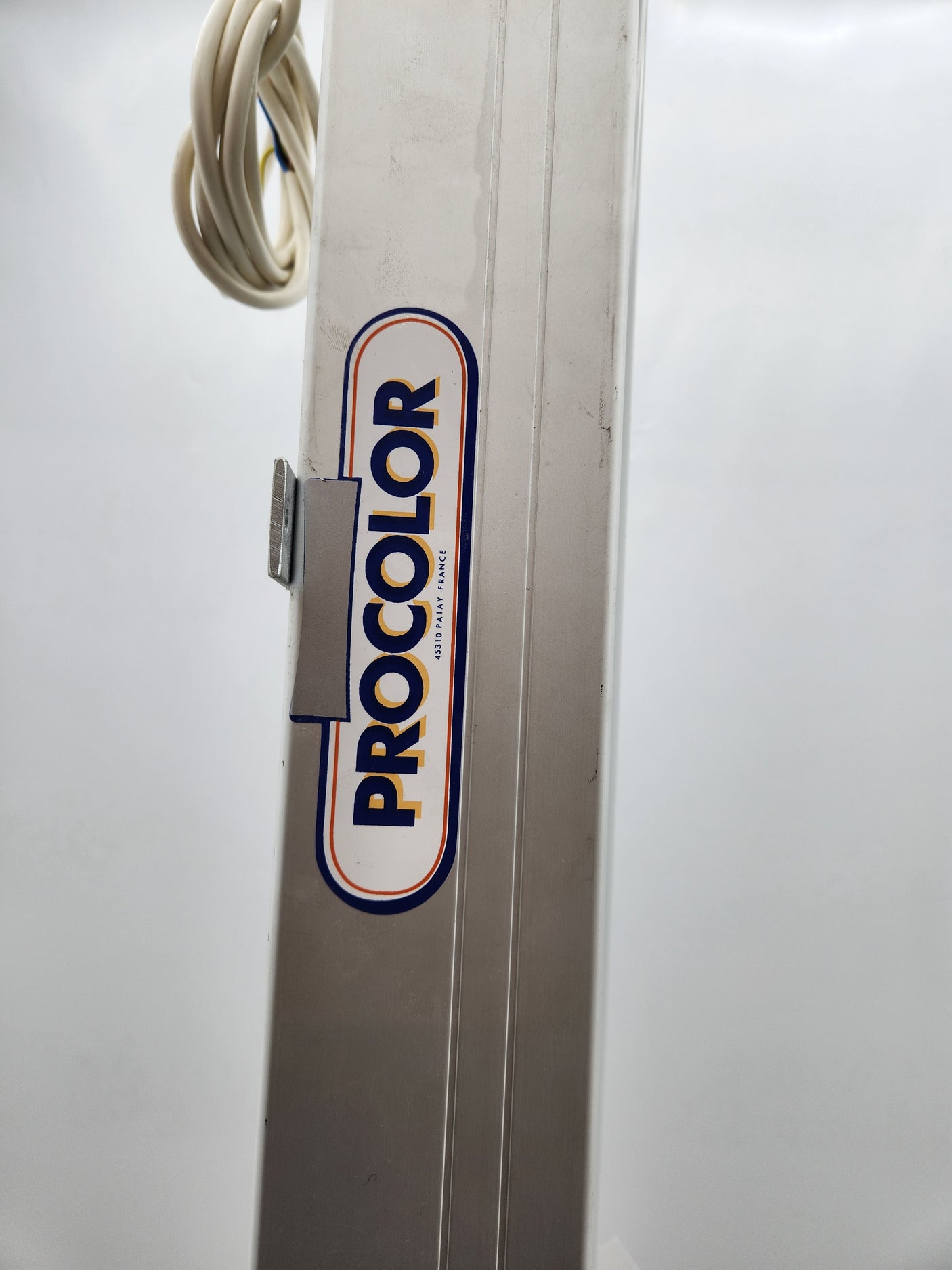 Écran de projection motorisé PROCOLor – grand format