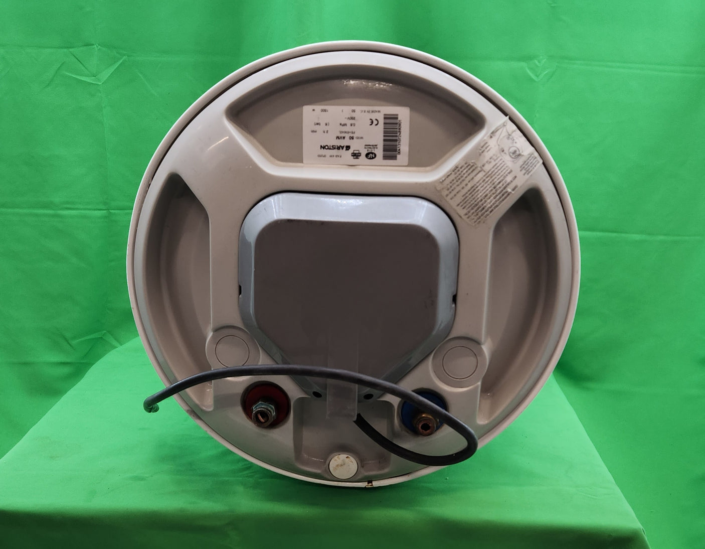 Chauffe-eau électrique Ariston 50L – bon état