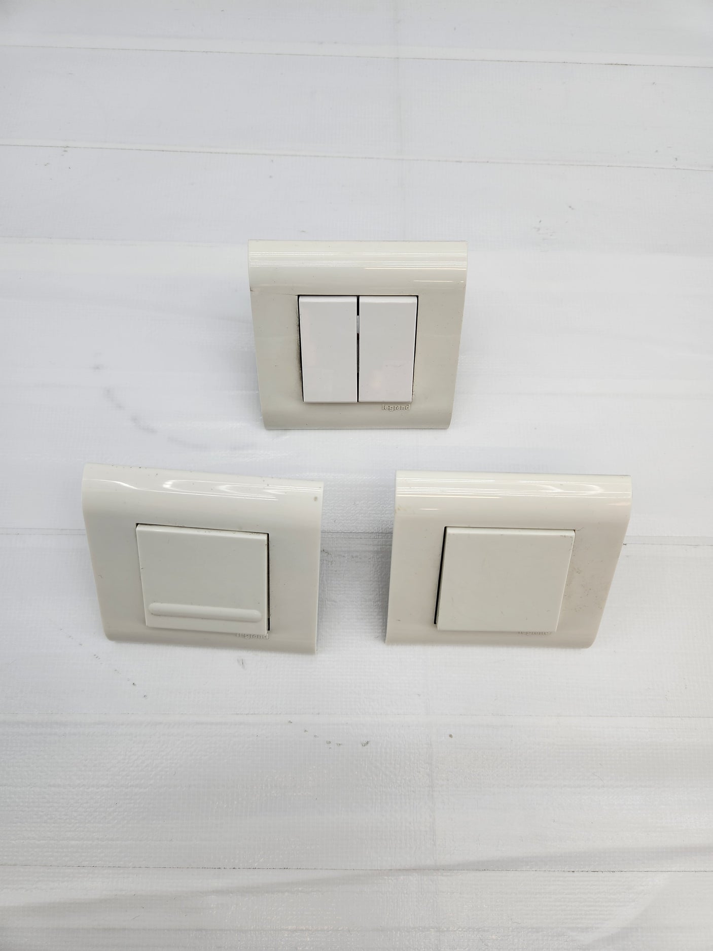 Interrupteurs Legrand – 3 variantes – Bon état