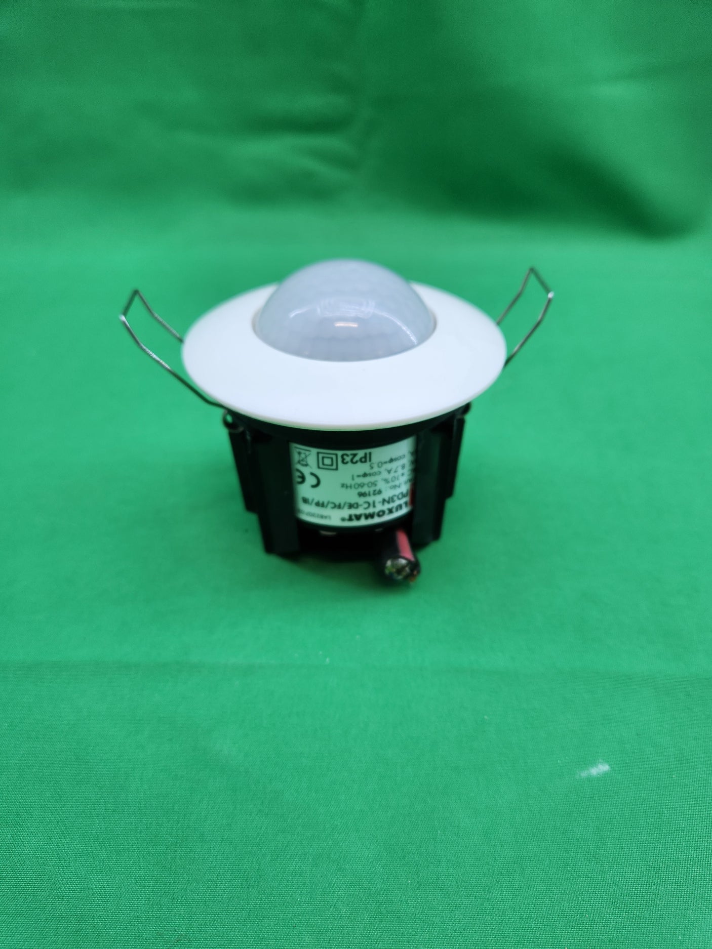Détecteur de mouvement encastrable LUXOMAT – automatique éclairage
