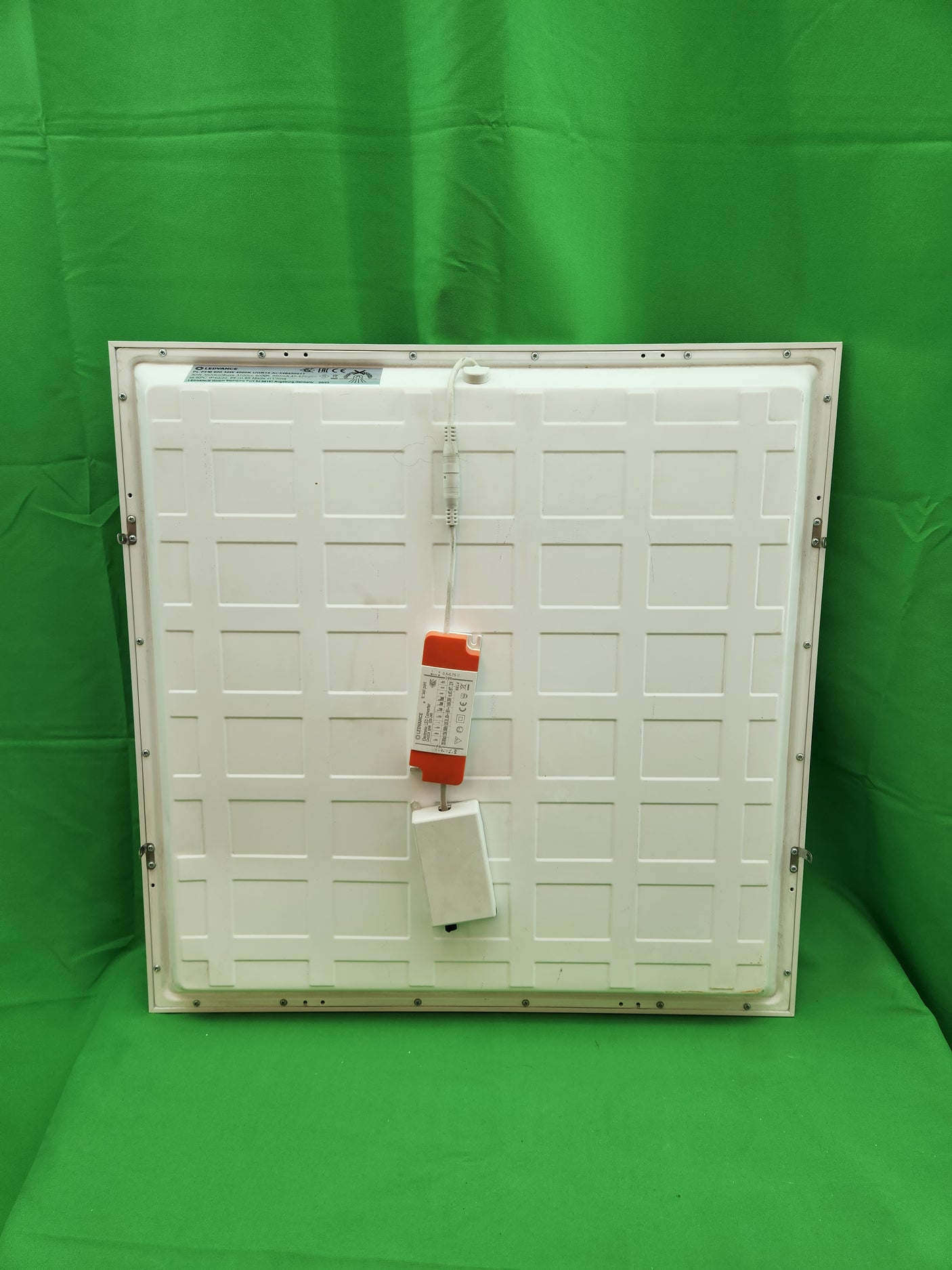 Panneau LED 60x60 LEDVANCE – 30W – 4000K – UGR<19 – dalle professionnelle