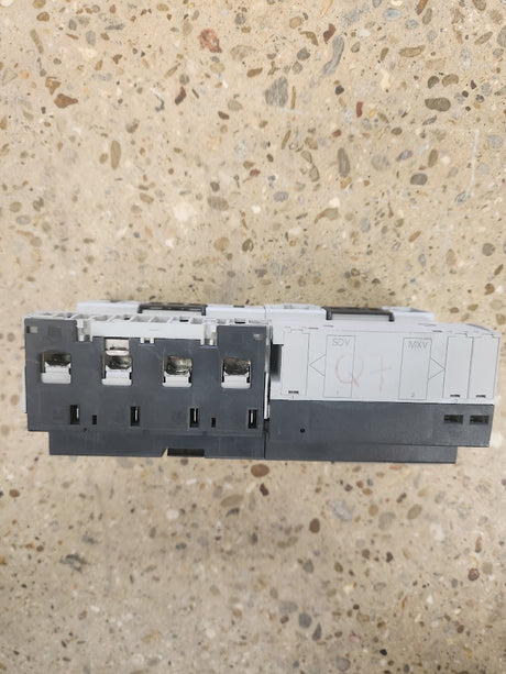 Disjoncteur Merlin Gerin NG125N D125A + Vigi NG125