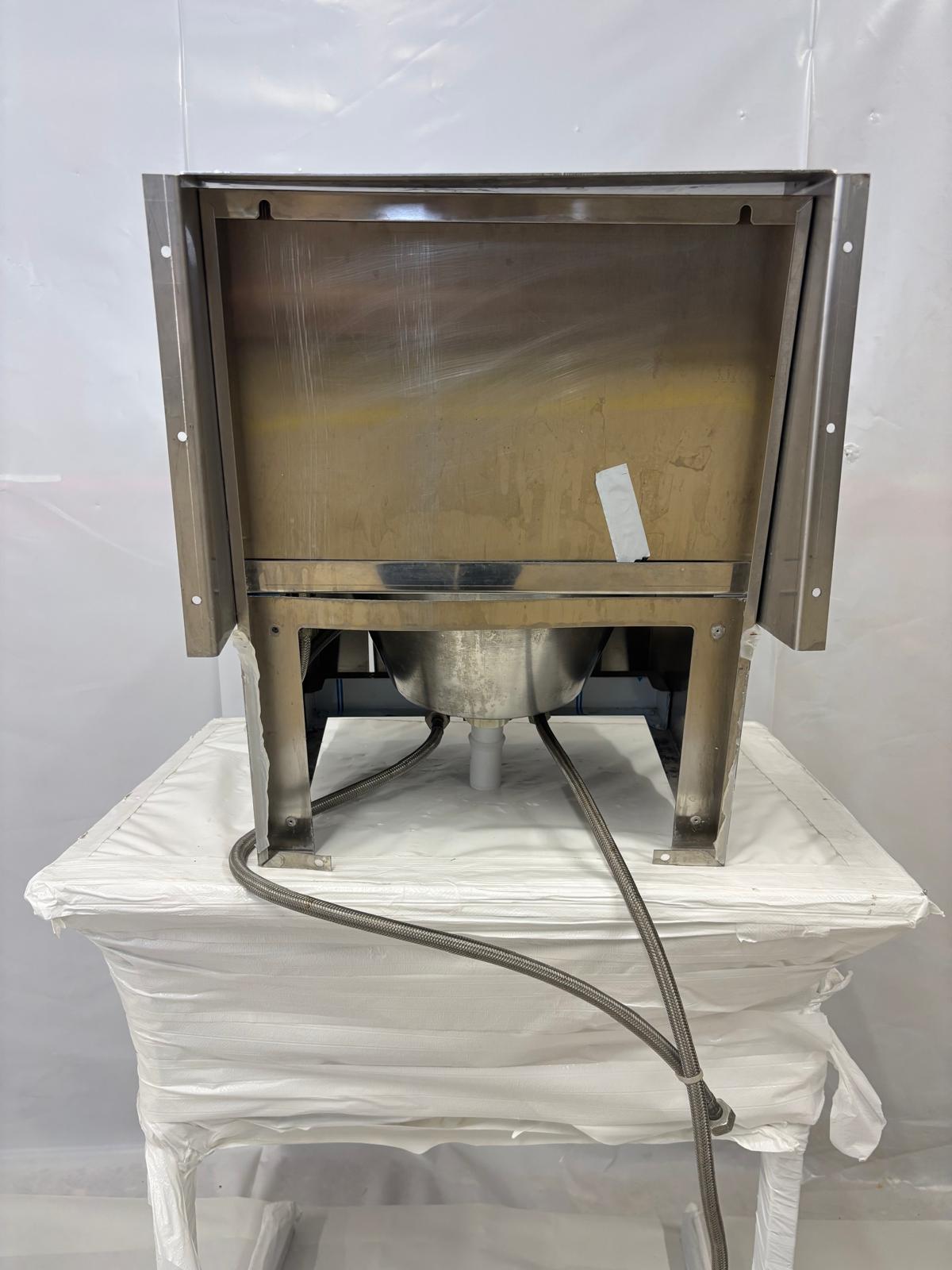 Lave-mains inox à commande fémorale avec dosseret – Sofinor – Très bon état