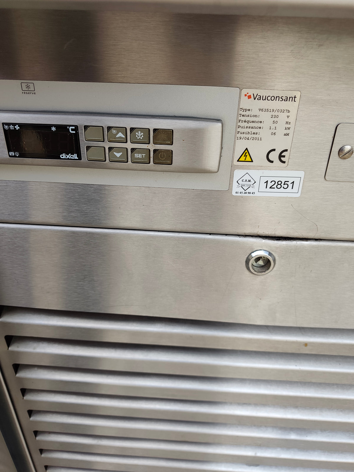 Meuble de self-service réfrigéré 198 cm – Vauconsant – bac réfrigéré, pare-haleine et soubassement 2 portes – Bon état