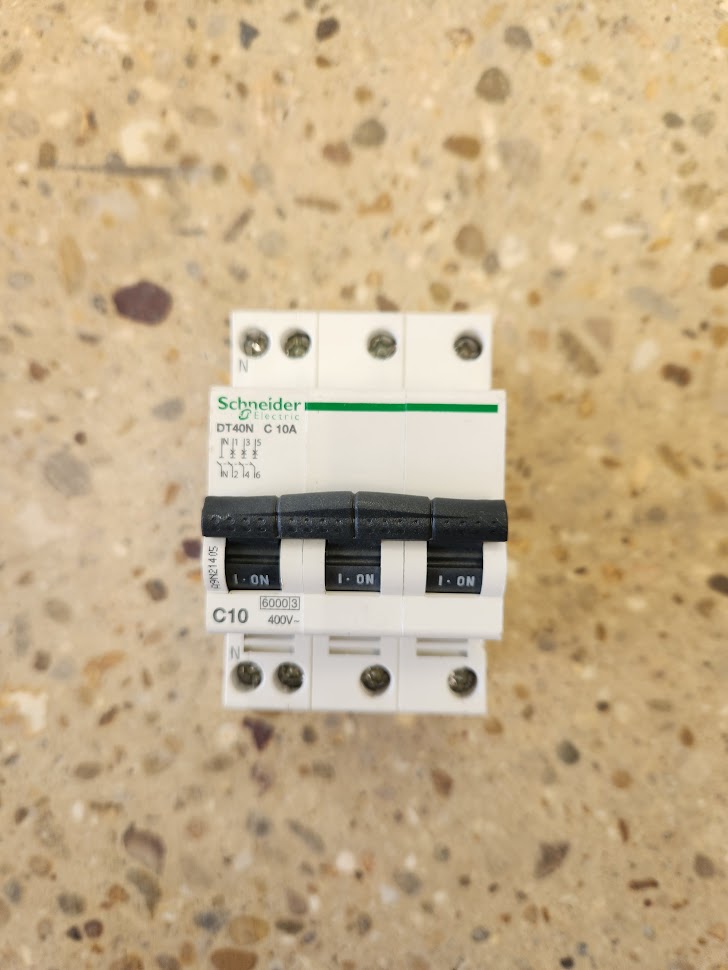 Disjoncteur Schneider Electric Acti9 DT40N C10A