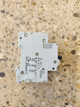 Disjoncteur Schneider Electric C60L C25A