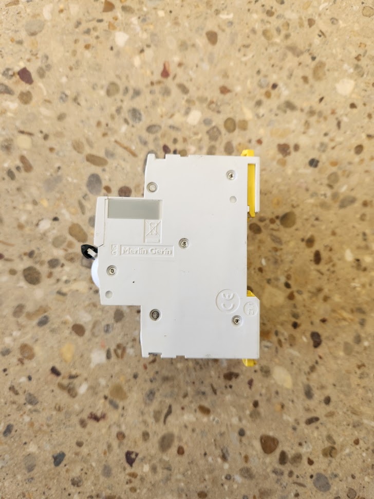 Disjoncteur Schneider Electric Acti9 iDT40T D16