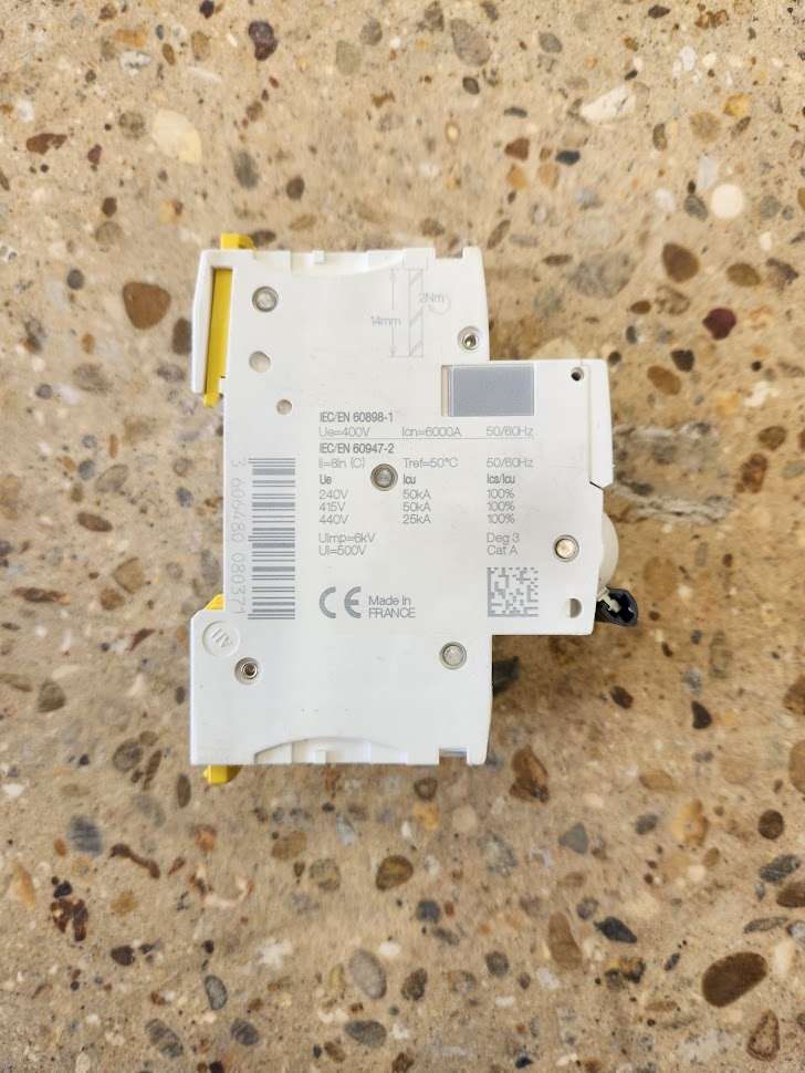 Disjoncteur Schneider Electric Acti9 iC60N C2A