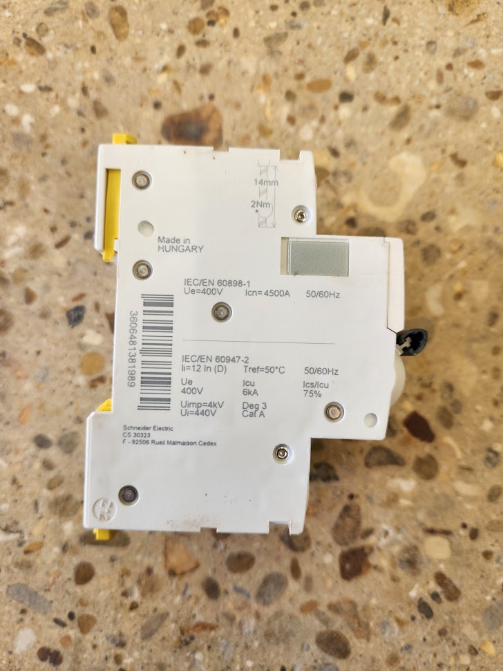 Disjoncteur Schneider Electric Acti9 iDT40T D10 – 3P+N