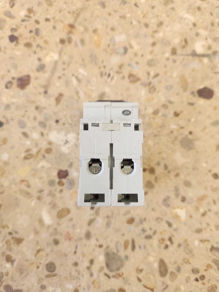 Disjoncteur Schneider Electric C60N C4 2P 4A