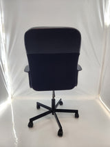 Chaise de bureau rembourrée – Bon état