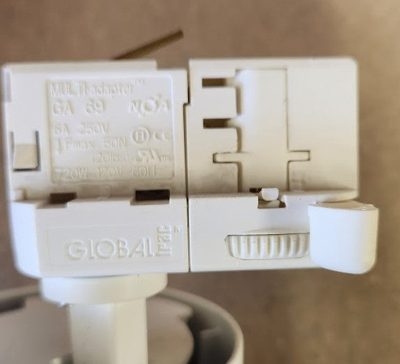 Spot LED sur rail – EXENIA - Blanc – Orientable - Très bon état