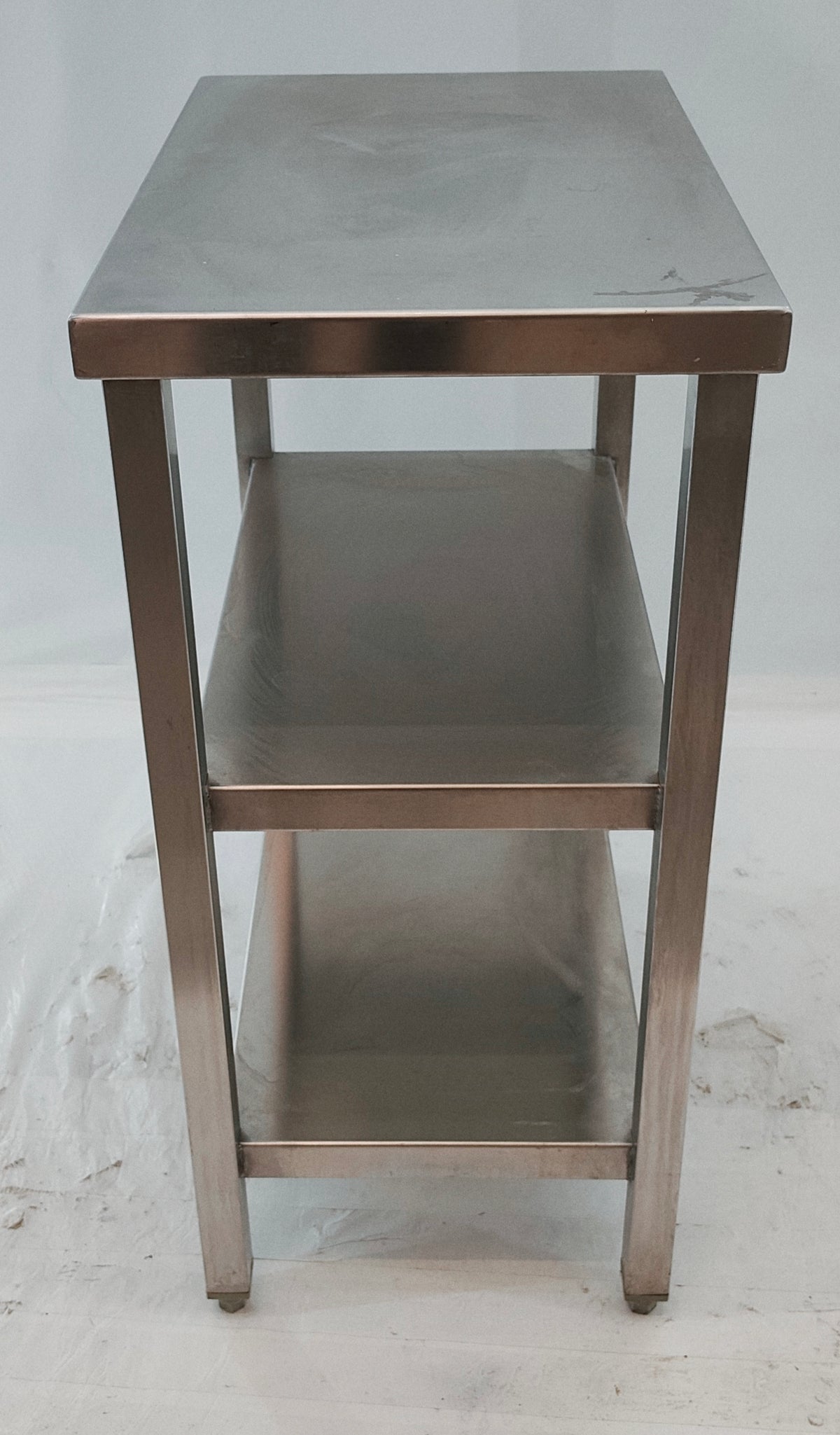 Desserte / table inox 3 niveaux 60 x 40 cm – Bon état