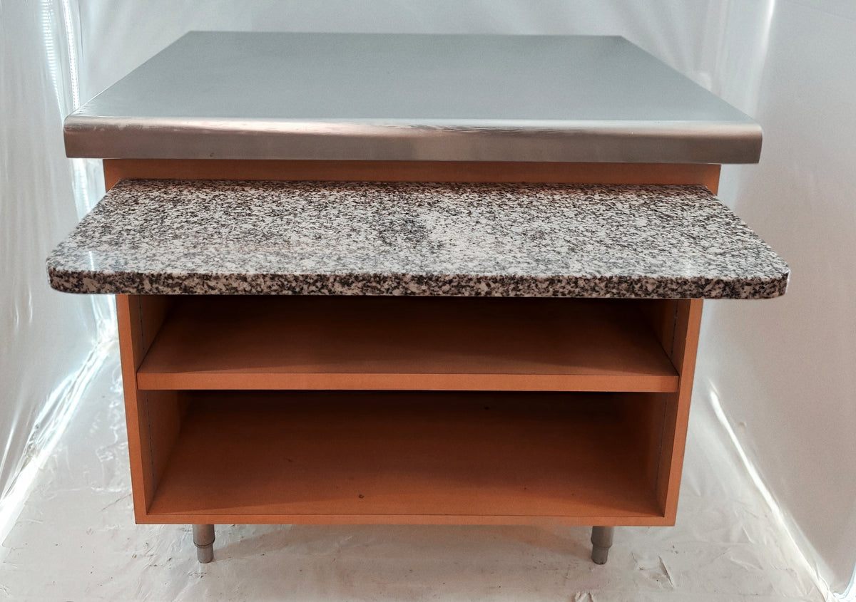 Module de self-service neutre 100 cm – plan inox, glissière plateaux granit et étagères – Bon état