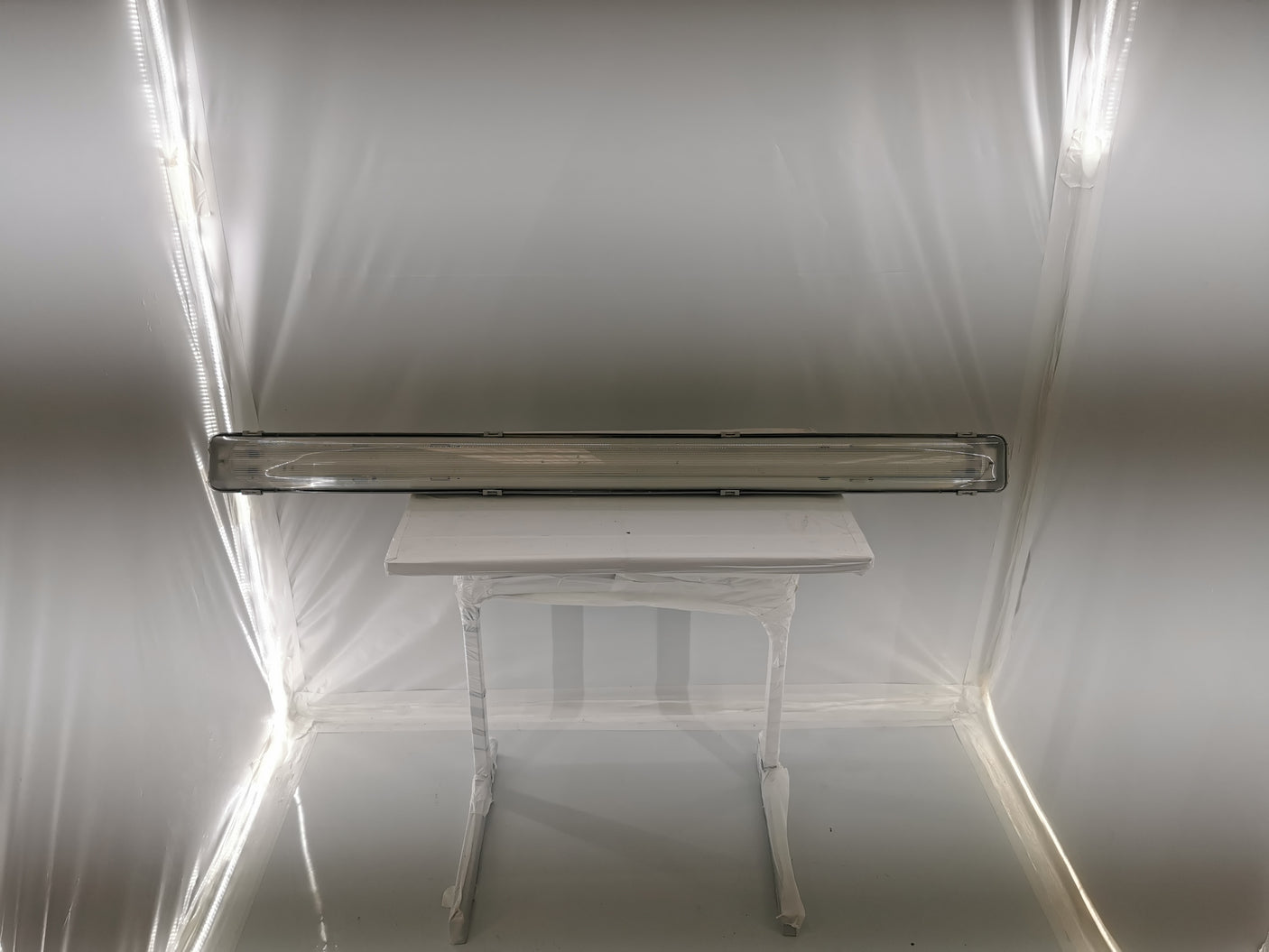 Réglette étanche IP65 – 120 cm – Pour tubes LED ou fluorescent - Bon état