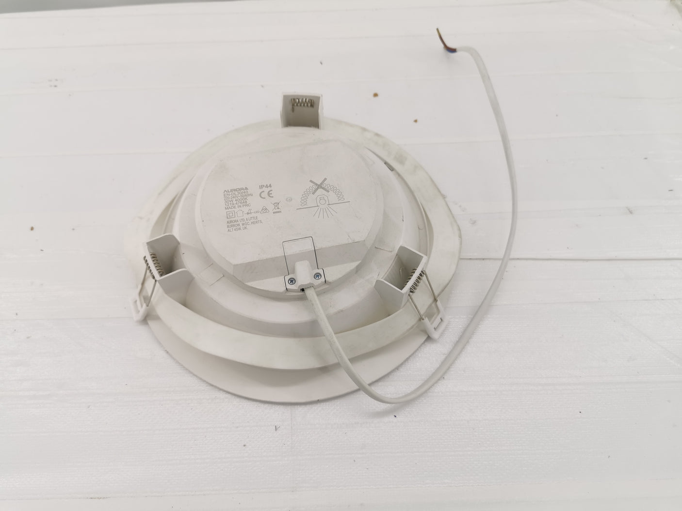 Spot LED encastrable AURORA – IP44 – Blanc – Salle de bain / Cuisine - Très bon état