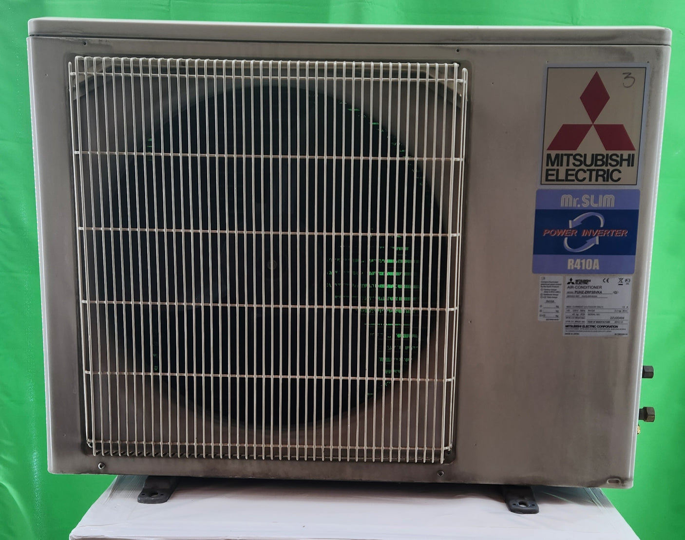 Climatisation Mitsubishi Electric Mr Slim inverter 3,5 kW (PUHZ-ZRP35VKA + PKA-RP35HAL)