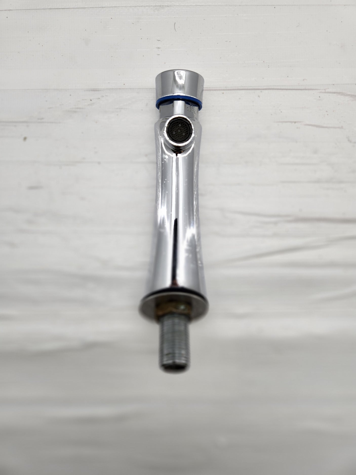 Robinet temporisé à poussoir – lavabo / lave-mains