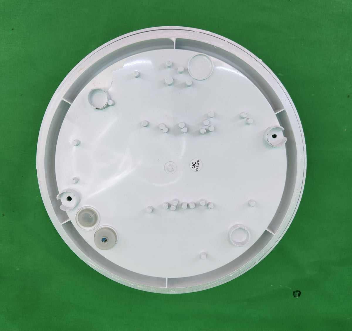 Hublot rond étanche Ø 27 cm – diffuseur opale – blanc – plafond ou mur – Bon état