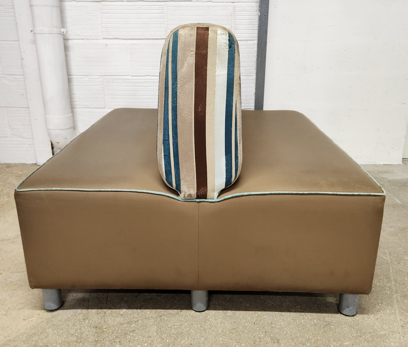 Banquette professionnelle 2 places – Plusieurs dimensions – Très bon état